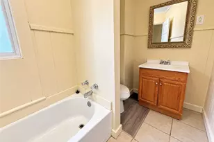 716 E Long Ave, New Castle, PA 16101 - Photo 9