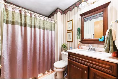 908 Essex Dr, Hempfield Township, PA 15601 - Photo 7
