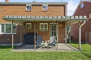 1028 Ardmore Manor Dr, Pittsburgh, PA 15221 - Photo 17