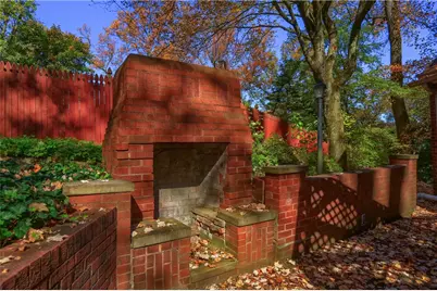 1111 Connoquenessing Ter, Ellwood City, PA 16117 - Photo 7