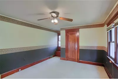 1111 Connoquenessing Ter, Ellwood City, PA 16117 - Photo 37