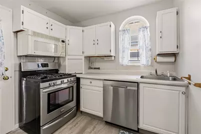 947 Center Ave, Pittsburgh, PA 15229 - Photo 9