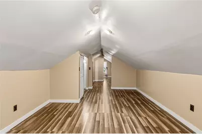 947 Center Ave, Pittsburgh, PA 15229 - Photo 17