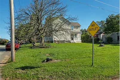 1211 Lawn Ave, Connellsville, PA 15425 - Photo 5