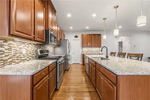 422 Fox Ridge Dr, North Strabane, PA 15317 - Photo 9