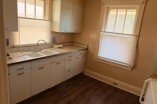 423 Center Ave, Greensburg, PA 15601 - Photo 5