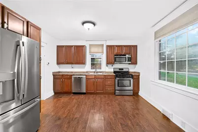 658 Penn Avenue Pl, New Brighton, PA 15066 - Photo 9