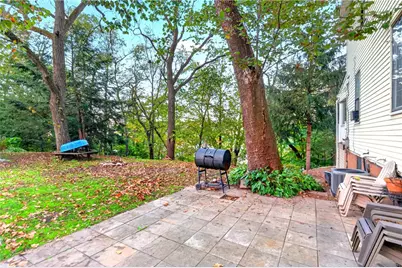 658 Penn Avenue Pl, New Brighton, PA 15066 - Photo 21