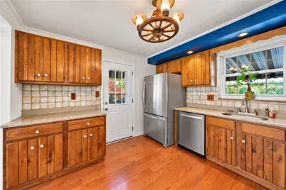 2889 Woodland Cir, Hampton, PA 15101 - Photo 7