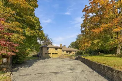 314 Redcut Lodge Rd, Derry Township, PA 15650 - Photo 3