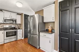 101 Halsey Ct, Pittsburgh, PA 15228 - Photo 11
