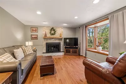 101 Halsey Ct, Pittsburgh, PA 15228 - Photo 5