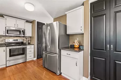 101 Halsey Ct, Pittsburgh, PA 15228 - Photo 11