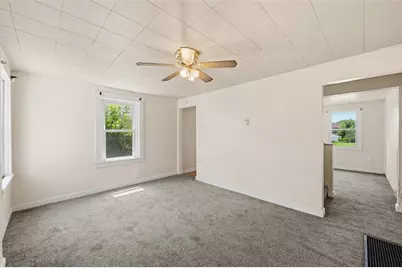 864 Miller Ave, Clairton, PA 15025 - Photo 9