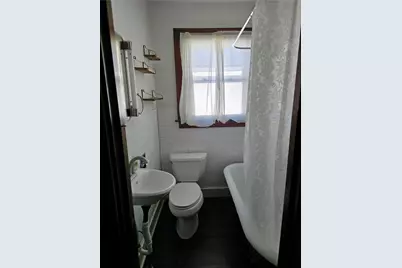 947 Hazel Ave, Ambridge, PA 15003 - Photo 17