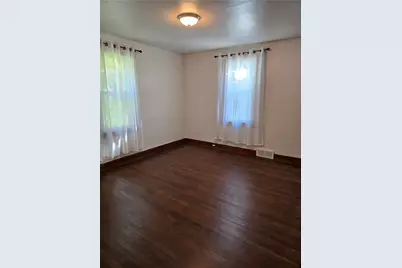 947 Hazel Ave, Ambridge, PA 15003 - Photo 13
