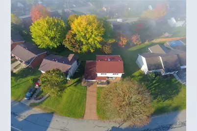140 Victoria Dr, White Oak, PA 15131 - Photo 31