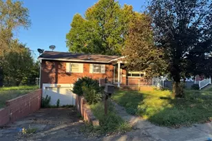 922 Anne Ave, Speers Boro, PA 15022 - Photo 1
