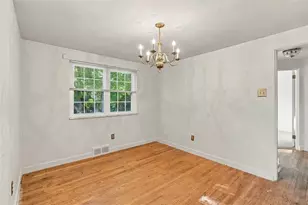 5742 Janet Dr, Bethel Park, PA 15236 - Photo 11