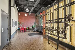 2250 Mary St, Pittsburgh, PA 15203 - Photo 3