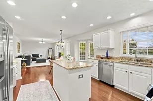 1747 Scarlett Dr, Pittsburgh, PA 15241 - Photo 7