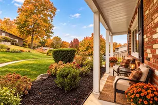 111 Lampliter Ln, Peters Township, PA 15317 - Photo 3