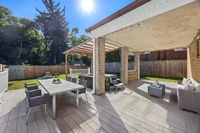 513 W Miller Ave, Munhall, PA 15120 - Photo 29