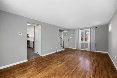 513 W Miller Ave, Munhall, PA 15120 - Photo 5