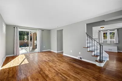 513 W Miller Ave, Munhall, PA 15120 - Photo 7
