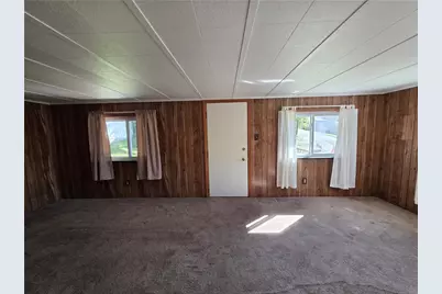 1106 Creighton Ave, Pitcairn, PA 15140 - Photo 15