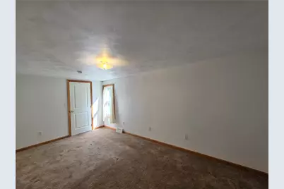 1106 Creighton Ave, Pitcairn, PA 15140 - Photo 9