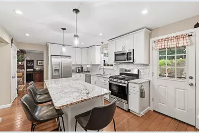 5077 Lakewood Dr, Hampton, PA 15044 - Photo 13