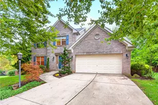 707 Dunbury Ct, Seven Fields Boro, PA 16046 - Photo 1