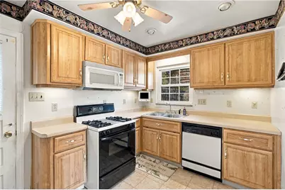 223 Lexington Drive, Elizabeth Twp/Boro, PA 15135 - Photo 11