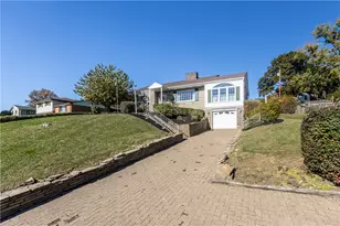 223 Lexington Dr, Elizabeth Twp/Boro, PA 15135 - Photo 33