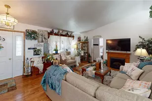 332 S Duffy Rd, Twp of But SW, PA 16001 - Photo 7