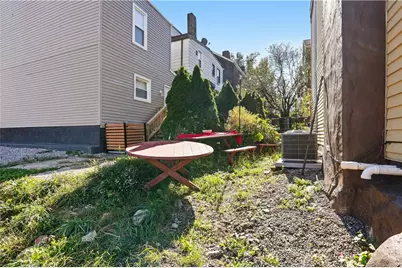 3734 Woolslayer Way, Pittsburgh, PA 15224 - Photo 9