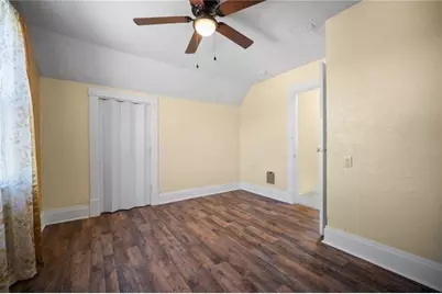 716 Saint Clair Ave, Jeannette, PA 15644 - Photo 15