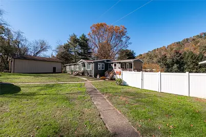 817 Railroad Ave, Avonmore, PA 15618 - Photo 33