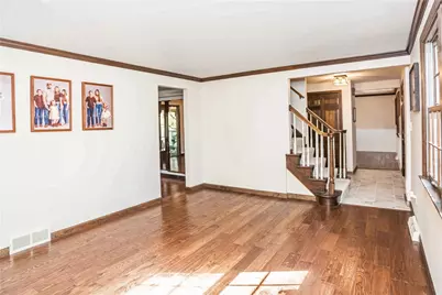 1062 Mansfield Ave, White Township, PA 15701 - Photo 9