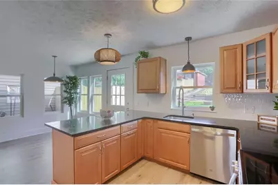 716 Allegheny River Blvd, Oakmont, PA 15139 - Photo 13