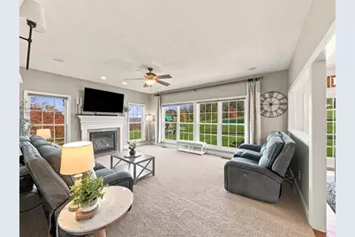 131 Timberlee Dr, Connoquenessing Boro, PA 16033 - Photo 7