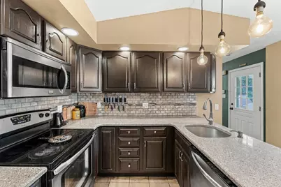 5567 Camelia Street, Pittsburgh, PA 15201 - Photo 3