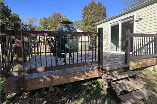 1048 Barnsley Dr, South Park, PA 15129 - Photo 13