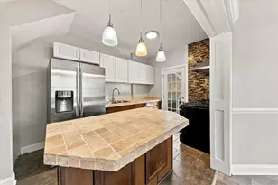 2345 Palm Beach Ave, Beechview, PA 15216 - Photo 11