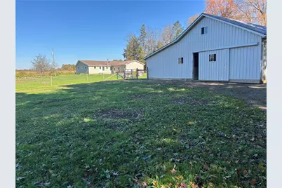 238 Buckwalter Rd, Shenango Township, PA 16142 - Photo 11