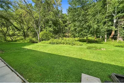 249 Commons Dr, Oakmont, PA 15139 - Photo 29