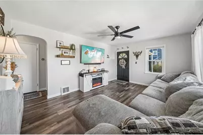 3126 Ridgeway Dr, South Park, PA 15129 - Photo 5