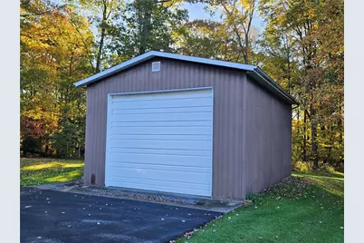 318 Euclid Rd, Clay Township, PA 16001 - Photo 3