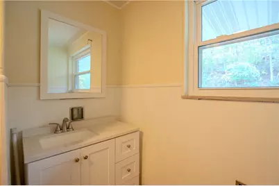 572 Old Route 51 Rd, Menallen Township, PA 15488 - Photo 17
